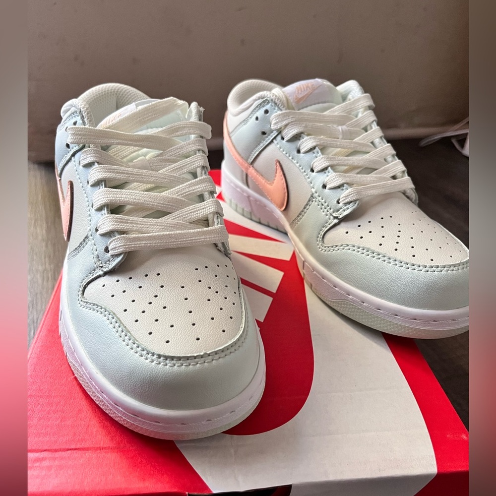 Barely Green / Light Pink Colorway Dunks DS